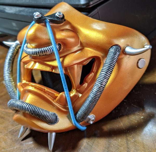 Extreme Kabuki Half Mask GOLD